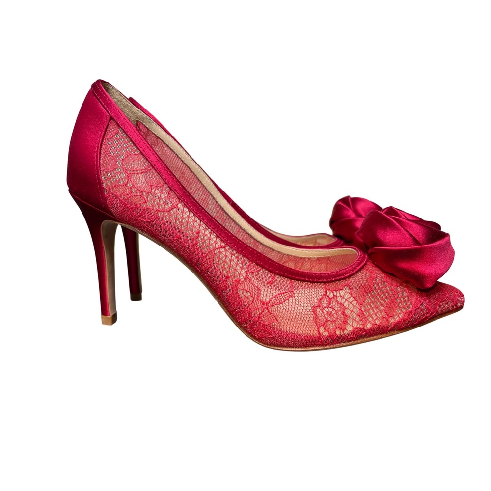 L'AGENCE Women's Red Lace Rose Stiletto Heels Pumps Size 6 Valentine's Day! - Picture 3 of 6
